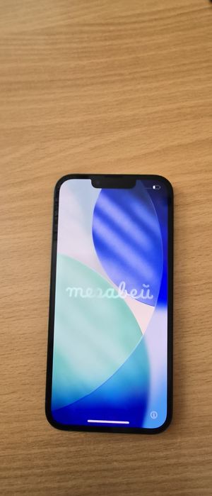 Телефон IPhone 16 Е - черен