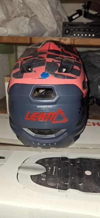 Каска Leatt 4.0 2022г.