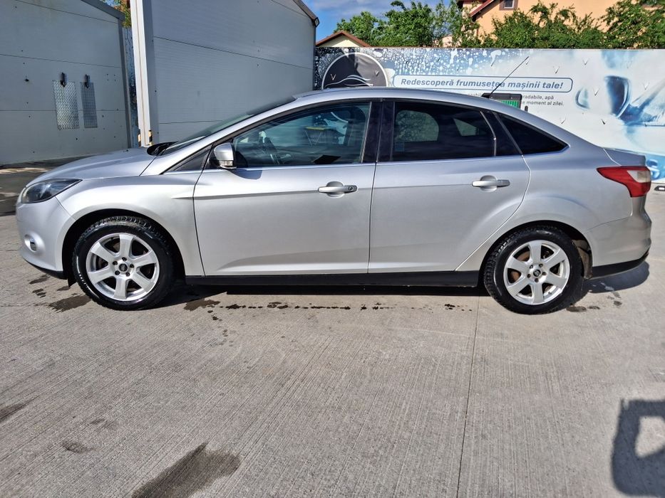 Ford Focus 16 Benzină 2012