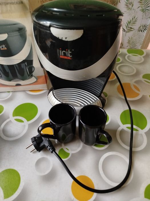 Кофеварка электрическая