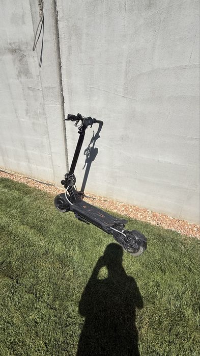 Vand trotineta kukirin g2 master model 2024
