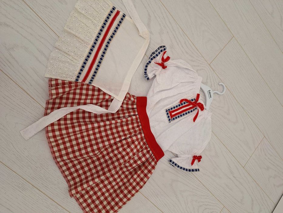 Костюм молдавский для девочки