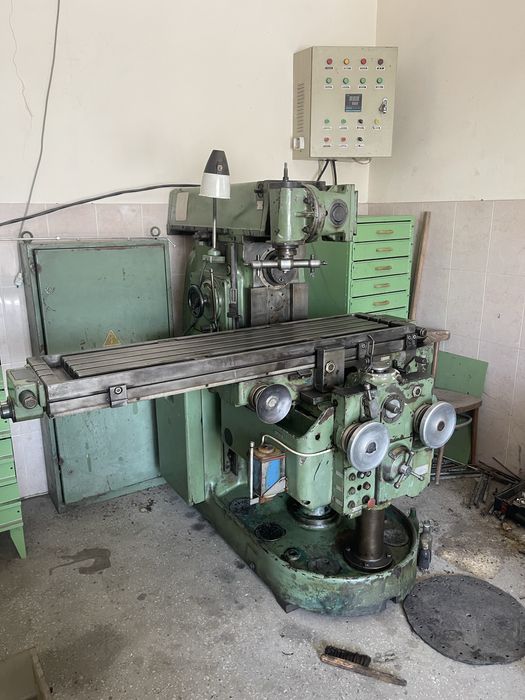 станок фрезерный универсальный