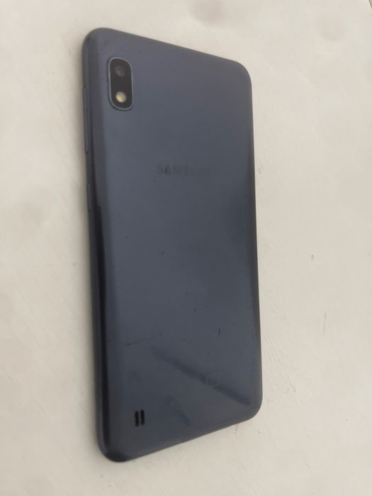 Самсунг а10 экран сломан но работает обмен есть