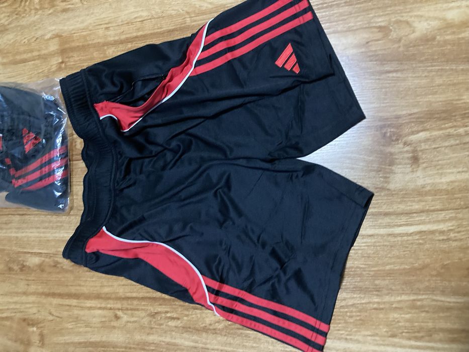 Мъжики оригинални шорти Adidas