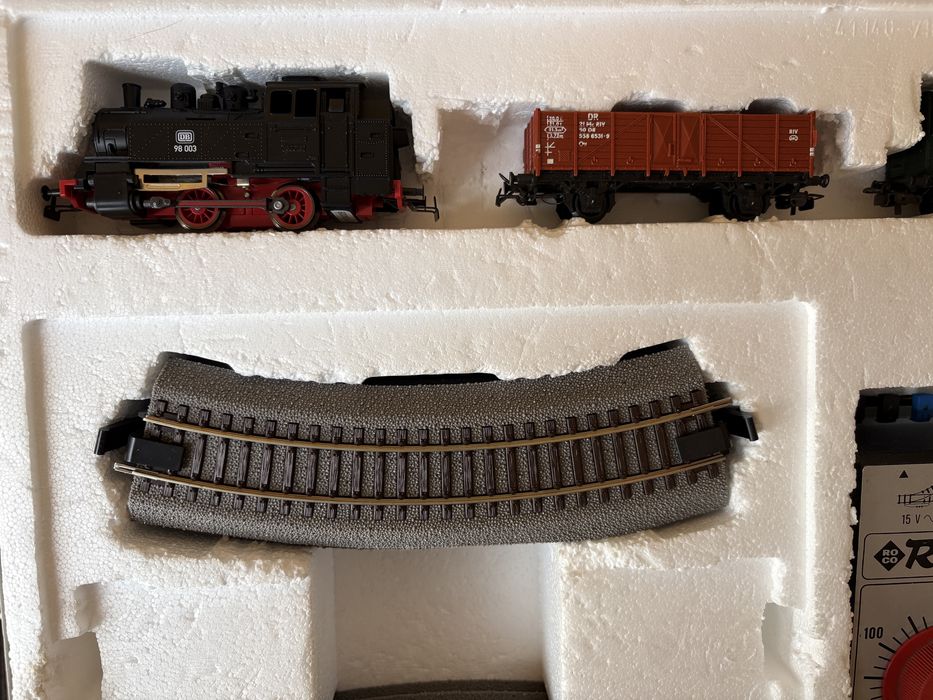 Стартов комплект влакче H0 1:87 с парен локомотив BR 98 влак Roco Piko