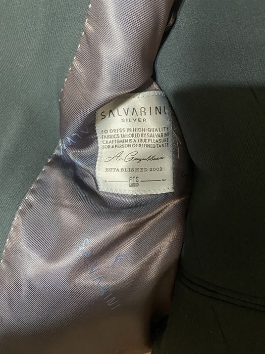 Костюм почти новый