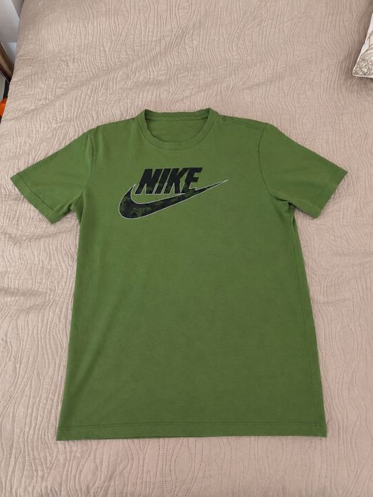 Nike тениска като нова – зелена