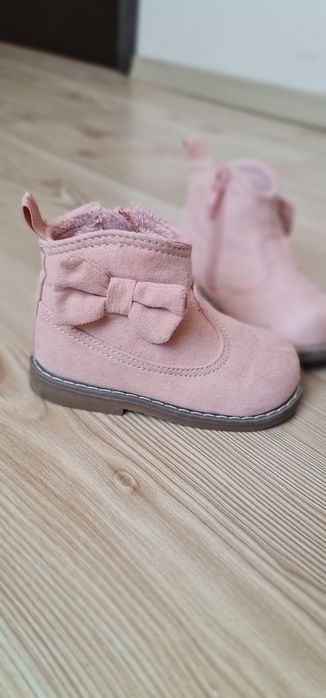 Бебешки обувки, ботушки и маратонки