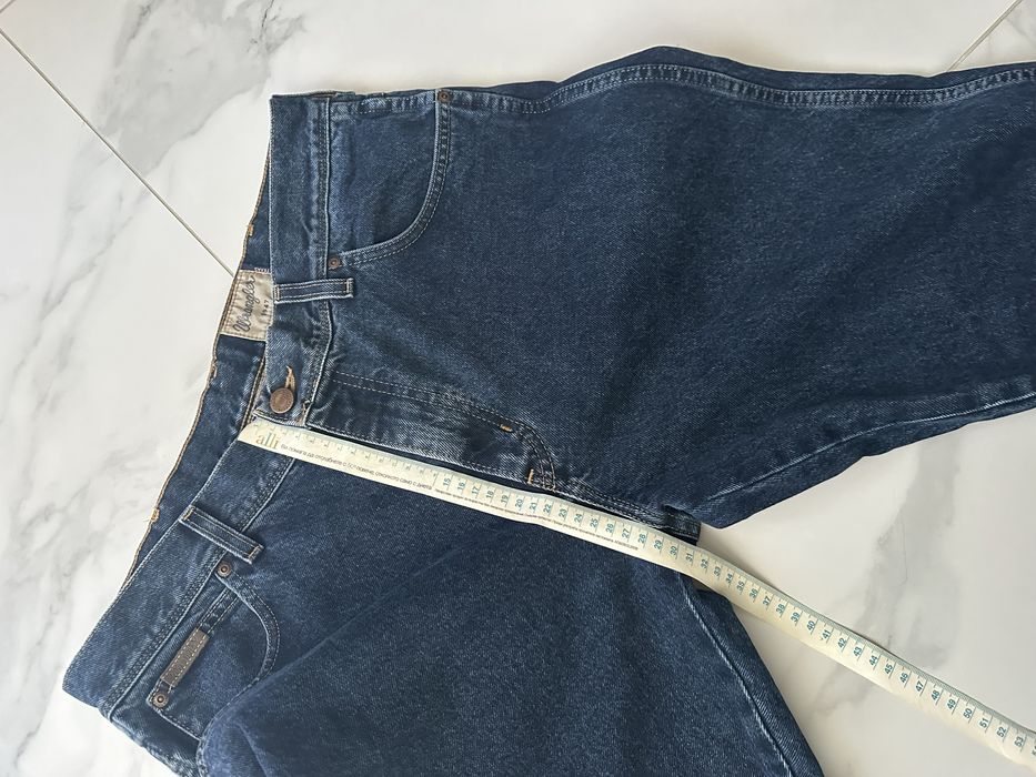 Оригинални мъжки дънки Wrangler най-търсеният размер 36