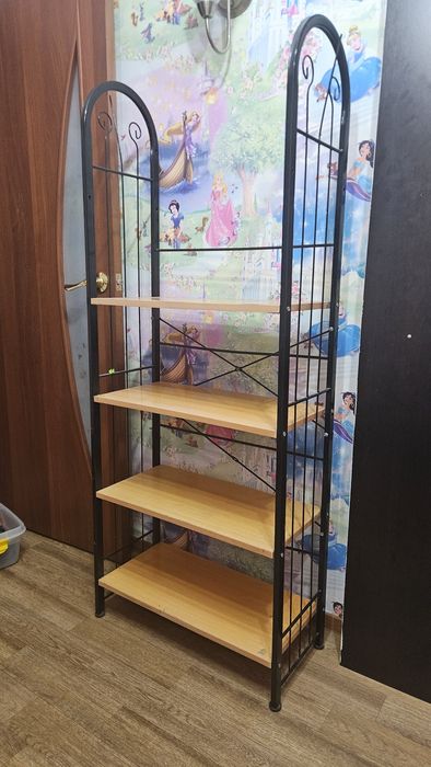 Отдам даром этажерку