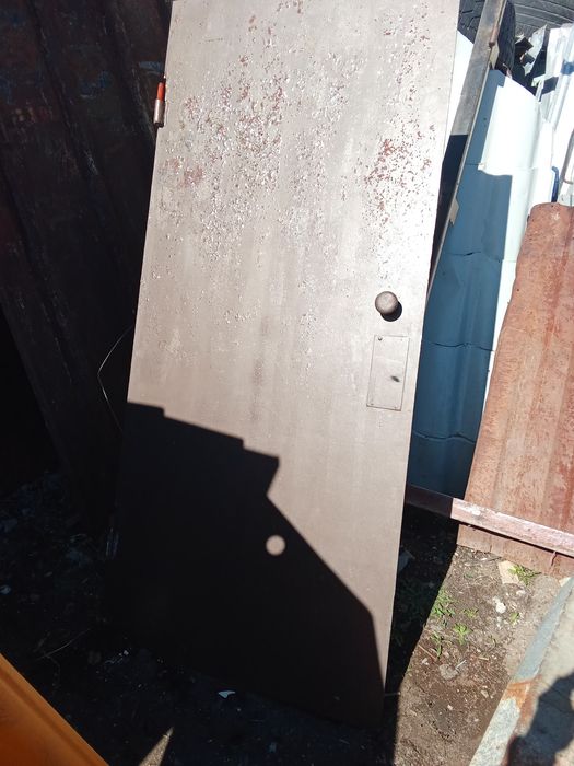 Подьездные двухстворчатые двери