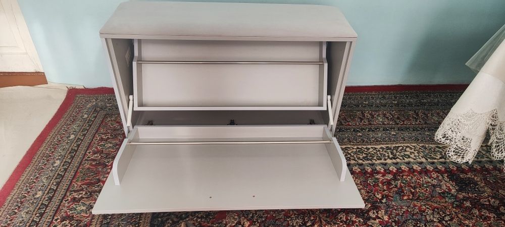 Oyoq kiyim javoni. для обув