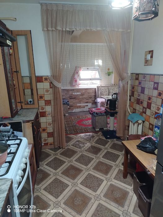 Срочно продаётся 2х комнатная квартира на 1м этаже через банк.