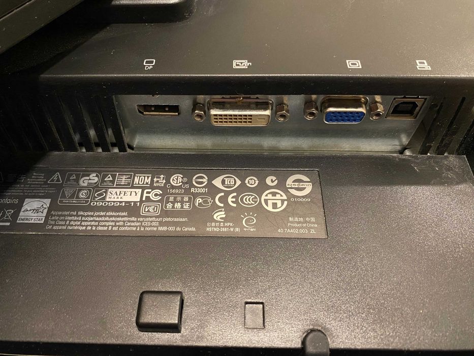 Офис Монитор HP LA2205wg 22" инча