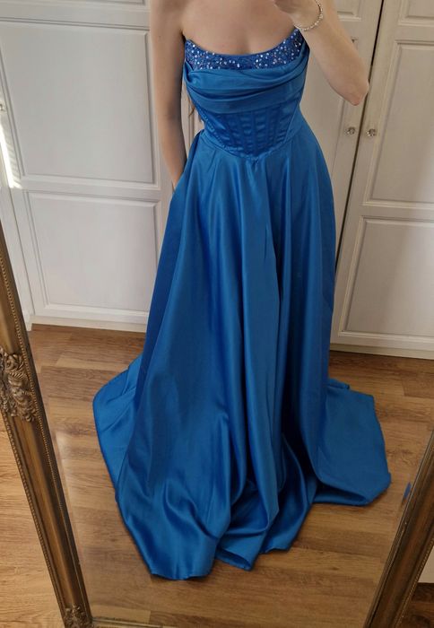 Нова дамска официална дълга рокля