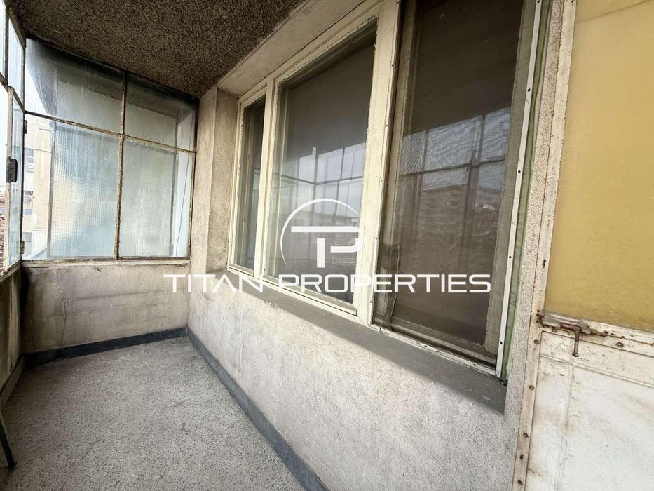 Продава се Тристаен апартамент в Пловдив, Каменица 1 - 100 кв.м за 2100 €/кв.м - Снимка #12