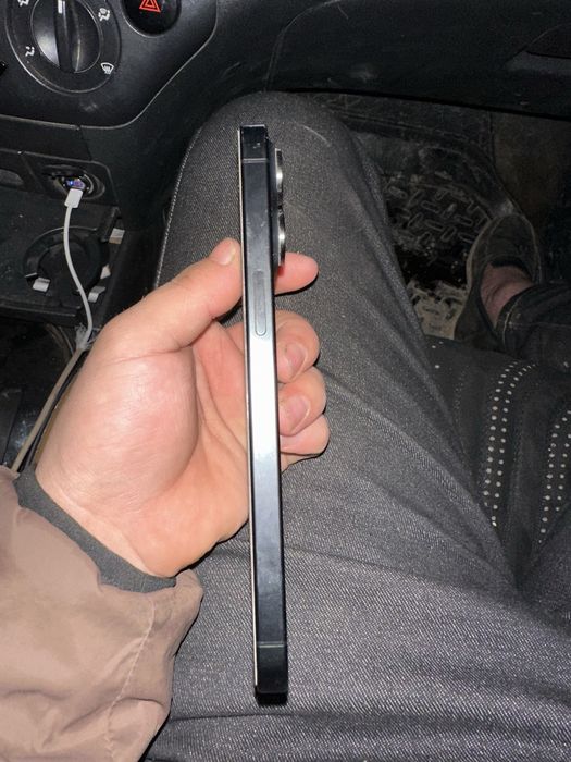 Айфон 15 про мах