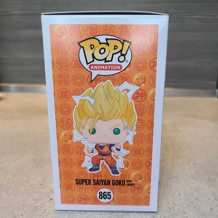 Кукли  Фънко ПОП Holiday Barbie  (08) и Super Saiyan Goku  (865)