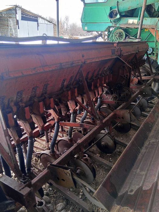 Зерновая сеялка !