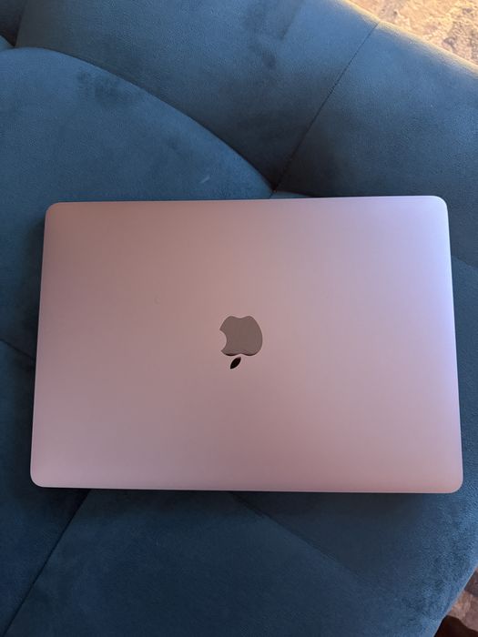 Apple Macbook Pro 13,3 inch i5, 8GB DDR3 250Gb