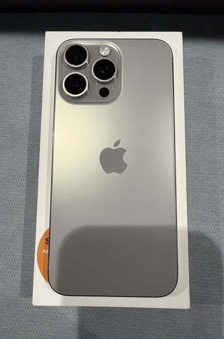Iphone 15 pro max natural titanium impecabil !