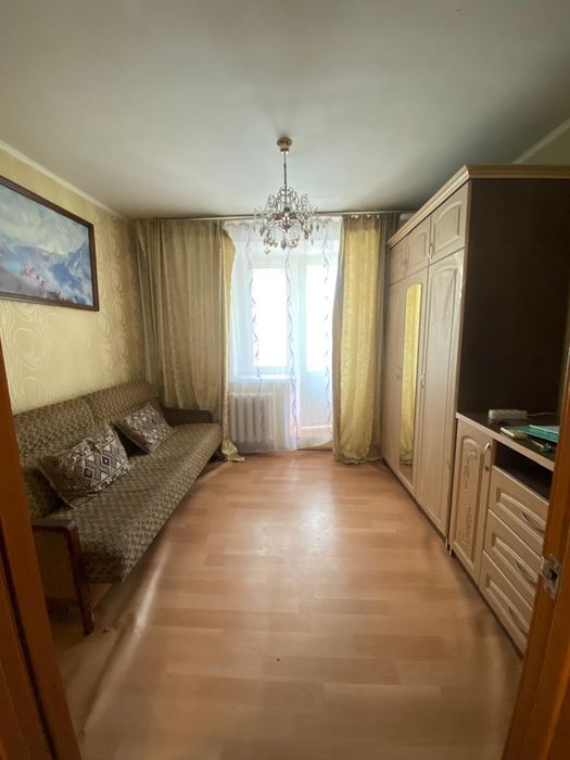 Продам 4 комн.кв, 2/5, 1997 года