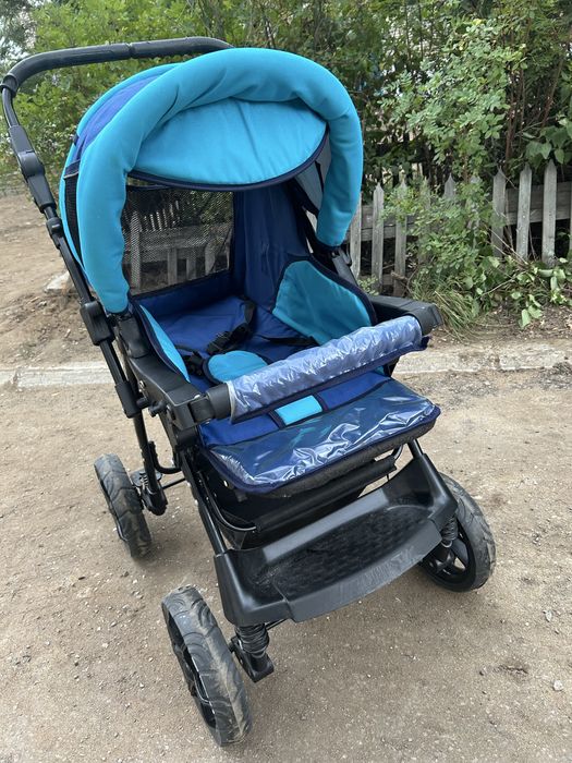 Продам коляску в хорошом состояние