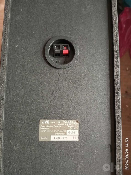Колонки  JVC 2 штуки  в хорошем  состоянии
