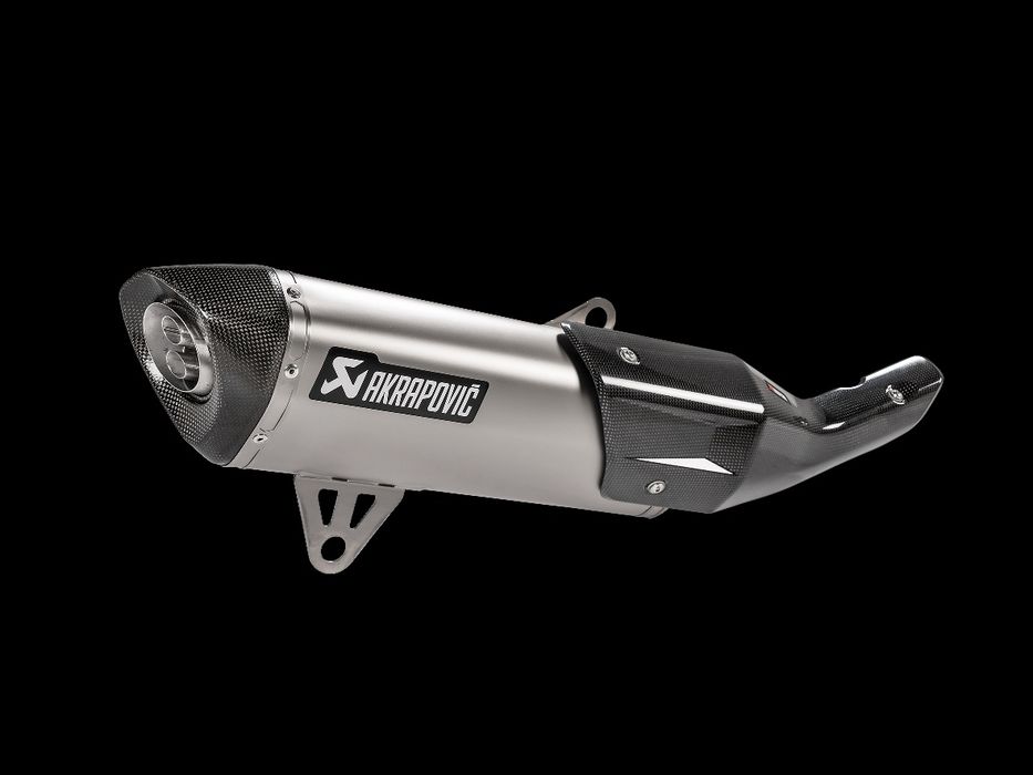 Evacuare scuter Akrapovic BMW C400 GT/X  carbon/titan
