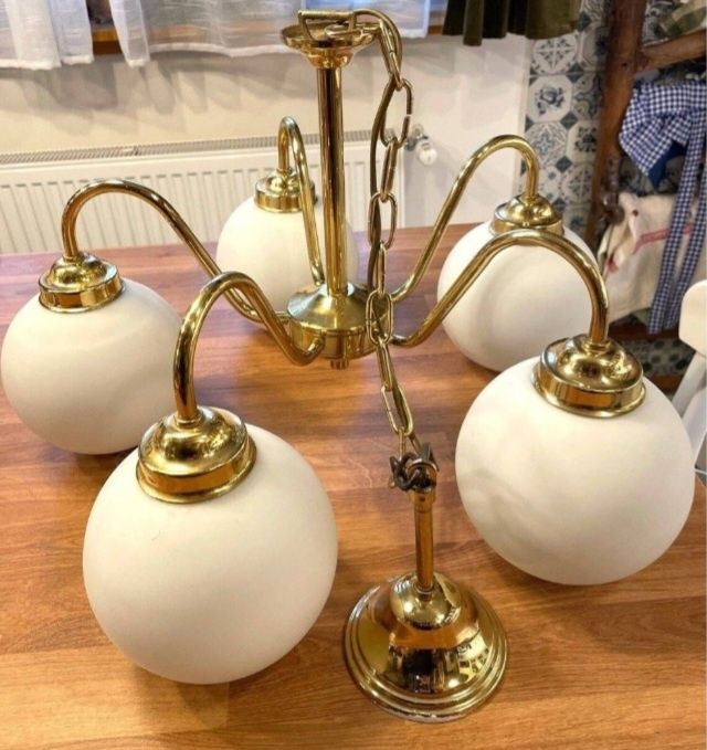 Lampa suspendata. Lămpi stil loft diferite modele