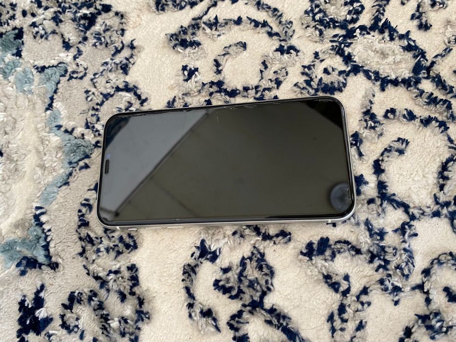 iPhone 11, есть желающи обмен