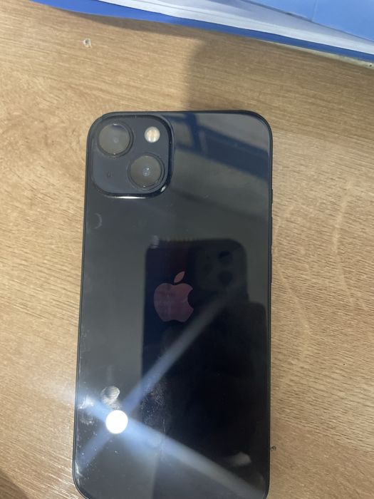 Продам iphone 13 емкость 89%