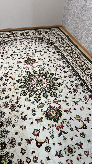 Продам коверь турецкий