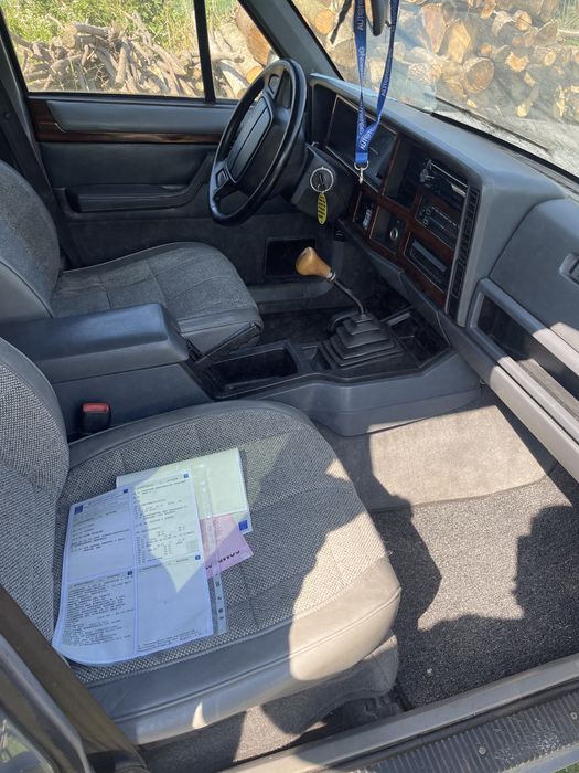 Jeep Cherokee XJ 2.5 VM