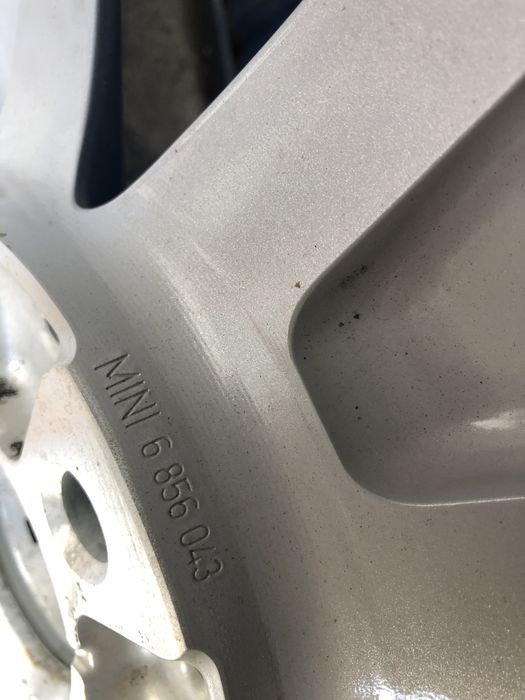 Джанти с Гуми за Миникупър 205 55 16 Mini Cooper