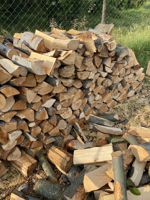 Дърва за огрев от дъб и бук  Безплатен транспорт