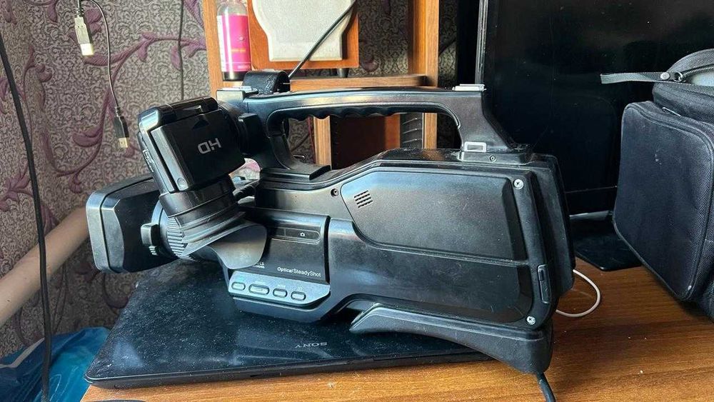 камера sony 1500