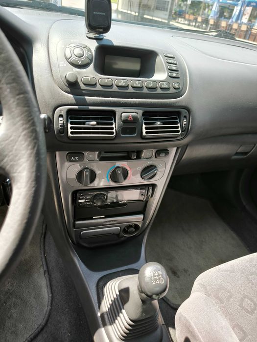 Toyota corolla 1.6; 110 к.с;  2000год.