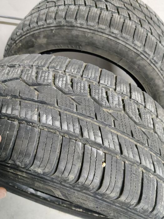Зимни гуми TOYO 225/50/17 4бр. ДОТ 2018г.