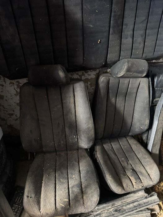 Запчасти на Мерседес 190