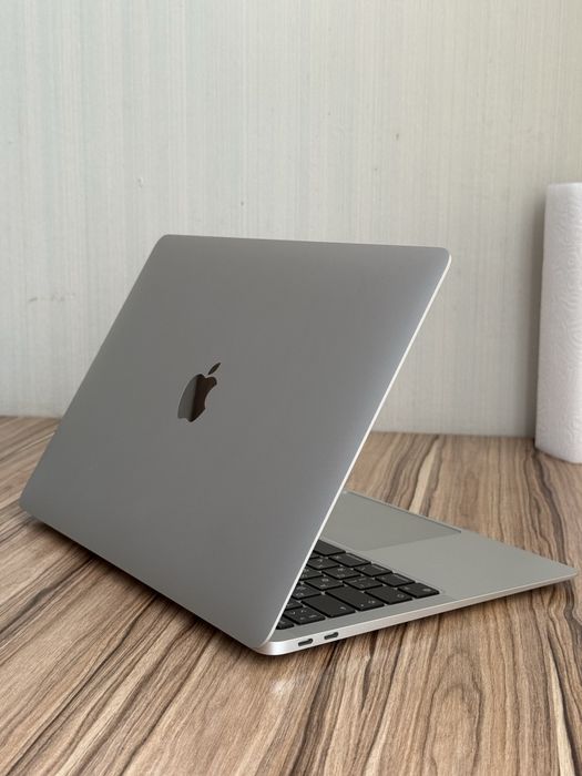 Macbook Air M1 2020 срочно