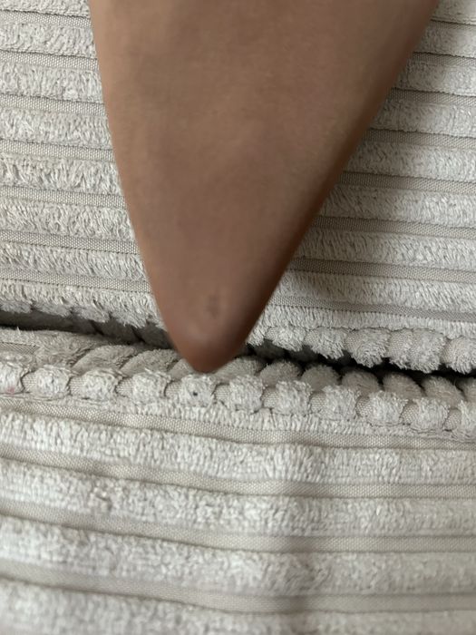 Бежови чехли Zara