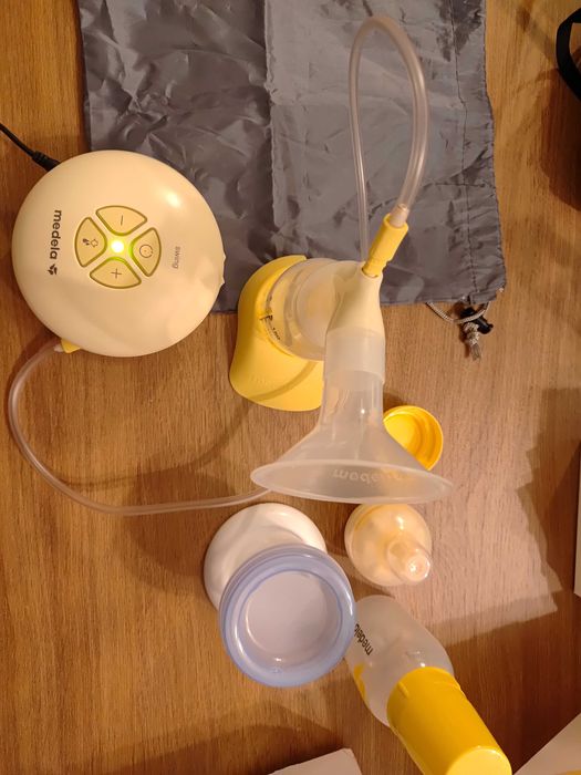 Pompă de sân Medela utilizată ocazional la un singur copil