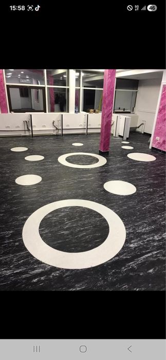 Montaj linoleuTarket montaj mocheta Sapa autonivelanta