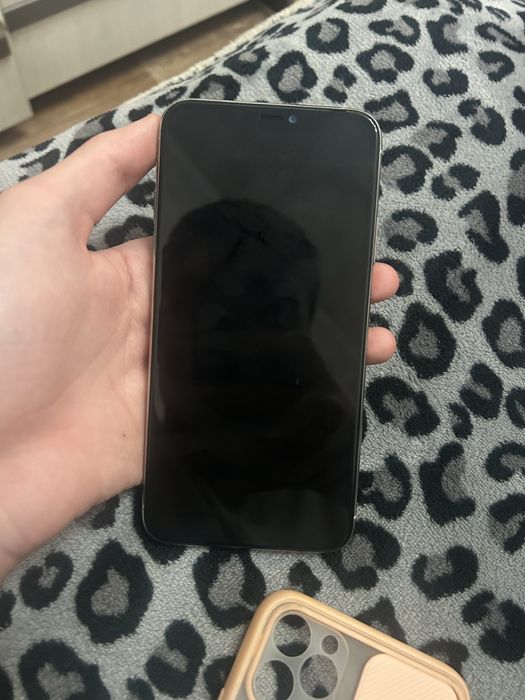 Обменяю айфон 11 Pro Max