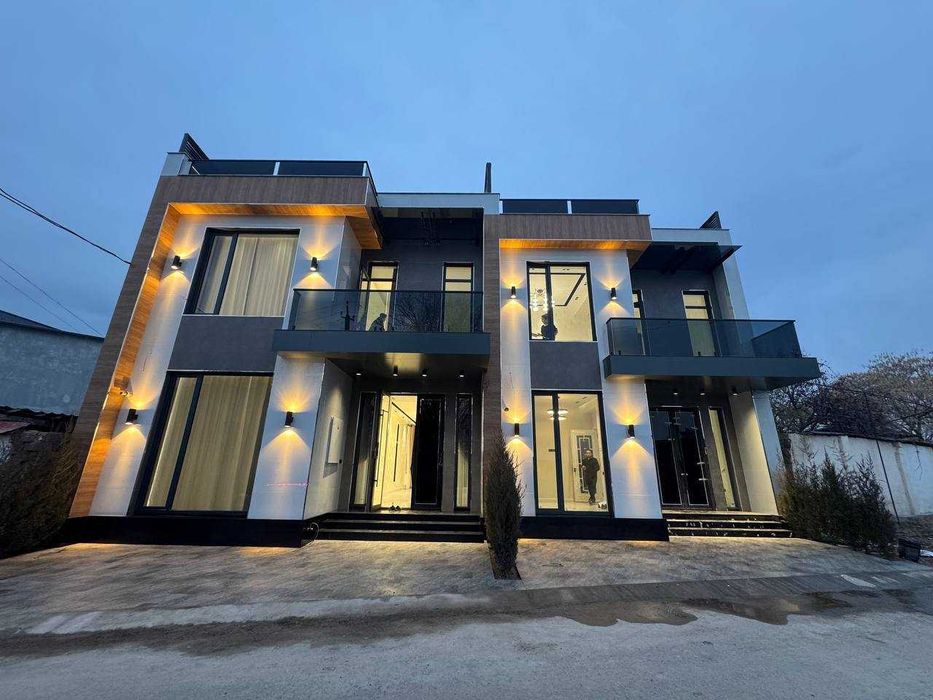 ПРОДАЕТСЯ ДОМ на Алишеробод Соток: 1