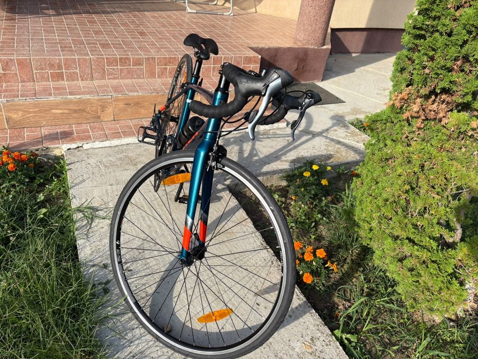Bicicletă Cursiera Trek Leax