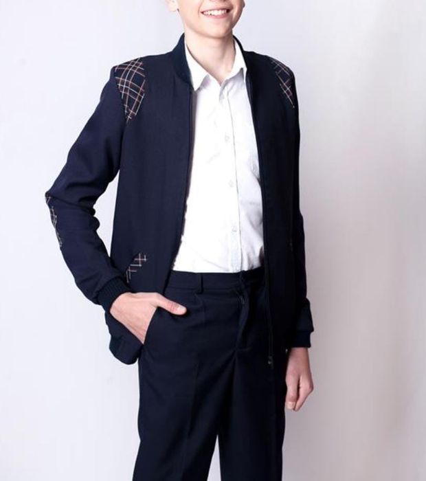 Школьная форма жакет(бомбер)на замке  на мальчика,38 р,рост 152, 5000т