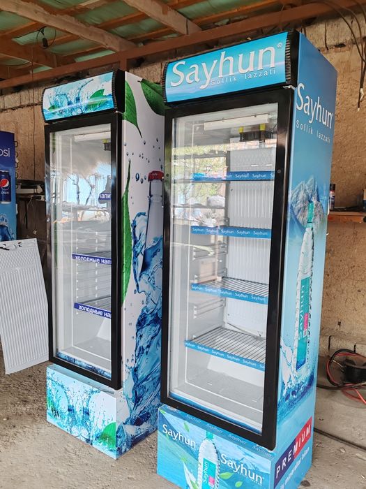 Витрина халадильниклар сотилади